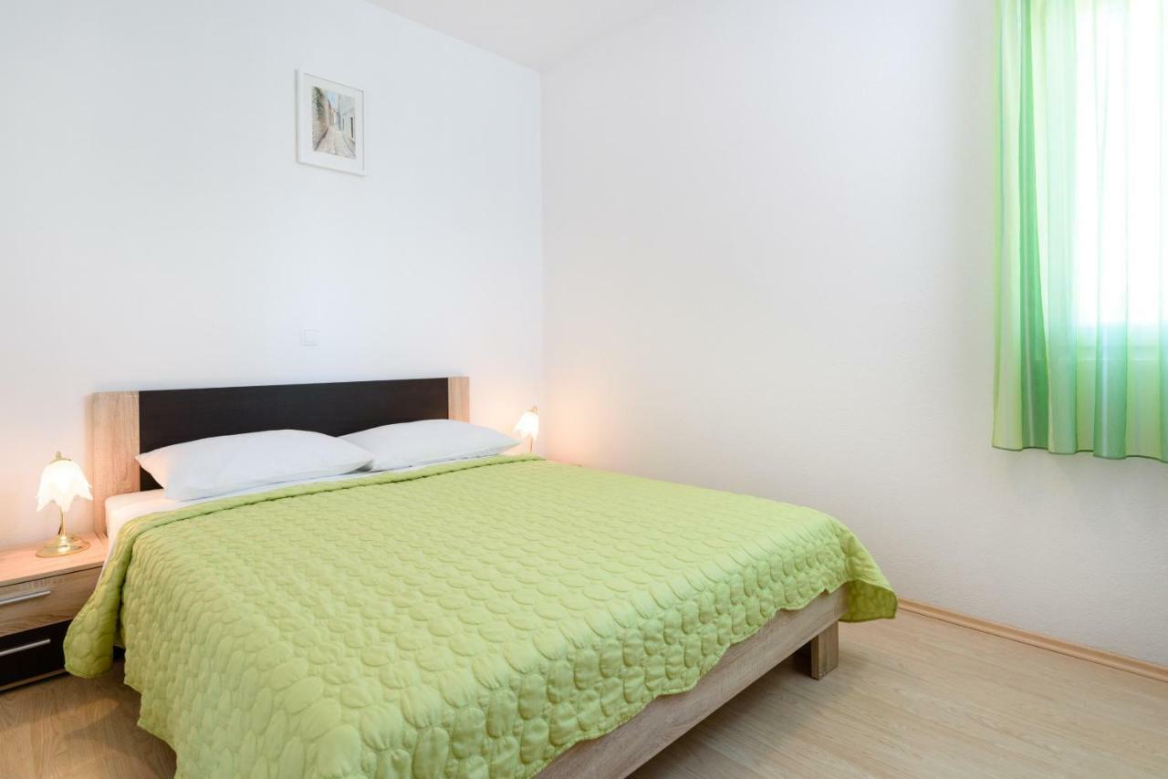 Apartmani Beran Seget Vranjica Bagian luar foto