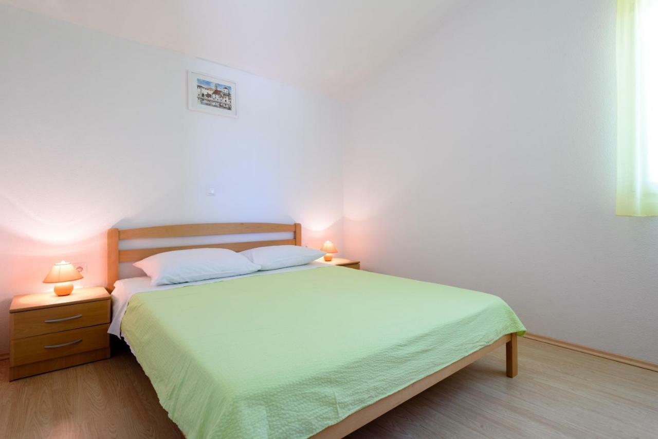 Apartmani Beran Seget Vranjica Bagian luar foto