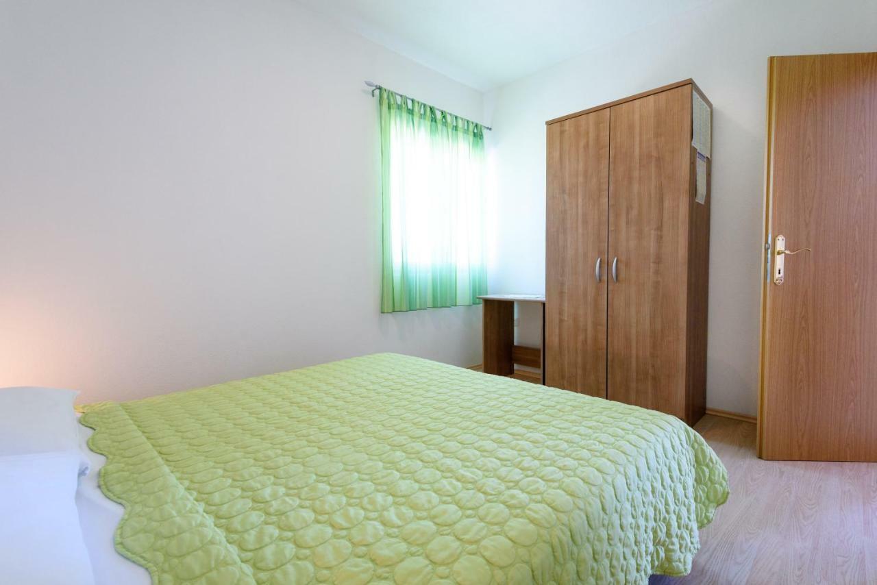 Apartmani Beran Seget Vranjica Bagian luar foto
