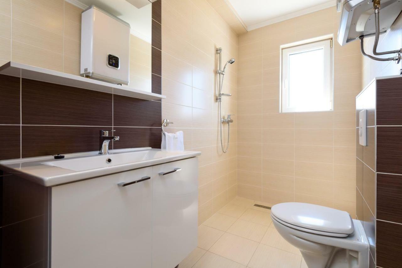 Apartmani Beran Seget Vranjica Bagian luar foto