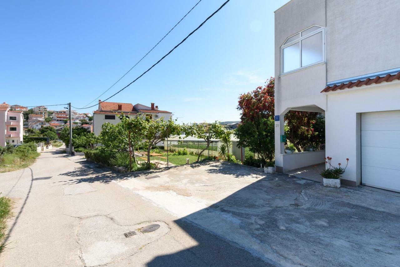 Apartmani Beran Seget Vranjica Bagian luar foto