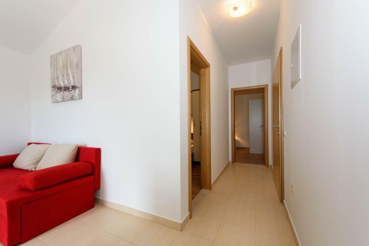 Apartmani Beran Seget Vranjica Bagian luar foto