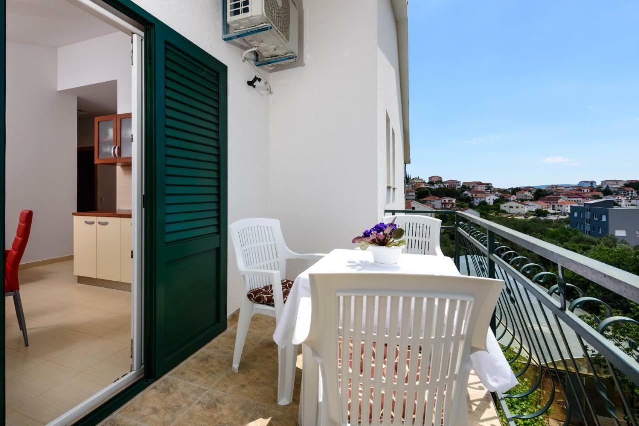 Apartmani Beran Seget Vranjica Bagian luar foto